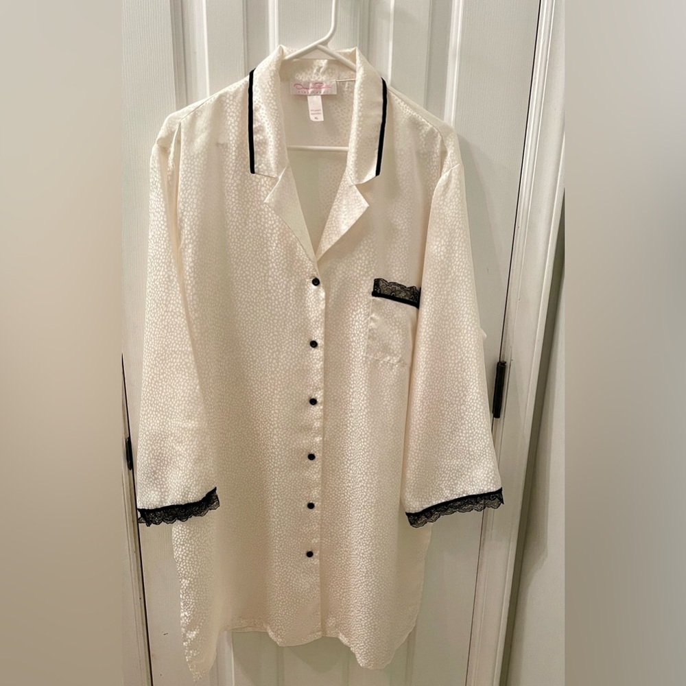 😍Oscar de la Renta Nightgown ✨️incredibly rare✨️ size XL - Picture 3 of 7
